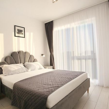 Apartament Prima Nufarul Ralu Oradea Exterior photo